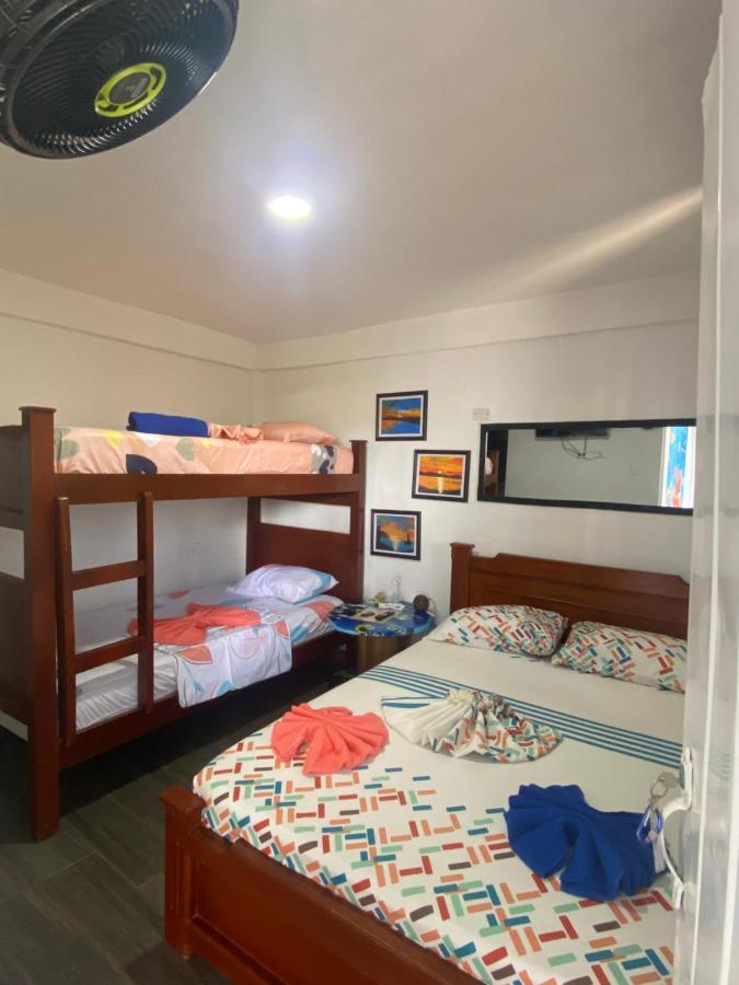 Acuarios Hostal Playa Ladrilleros Zewnętrze zdjęcie