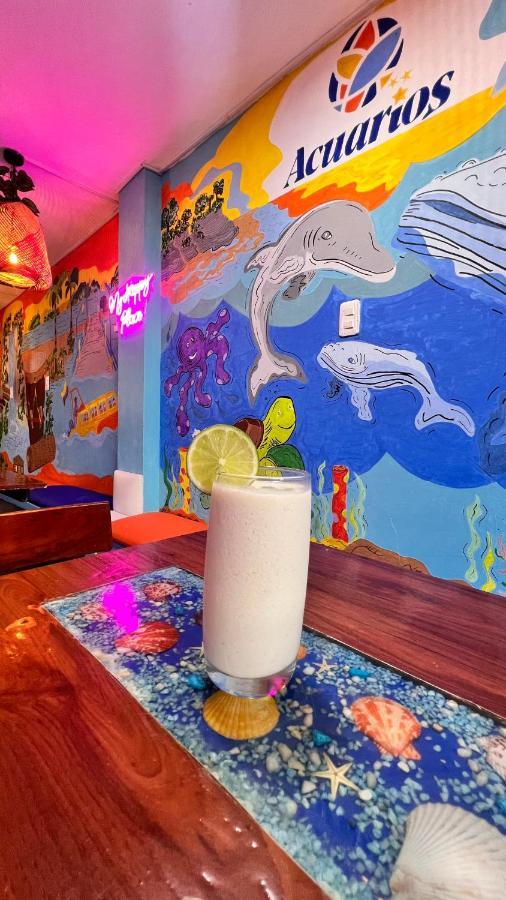 Acuarios Hostal Playa Ladrilleros Zewnętrze zdjęcie